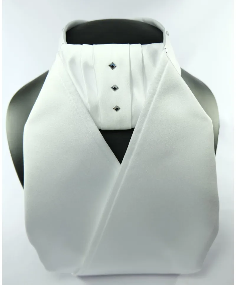 ShowQuest Chique Stock in White